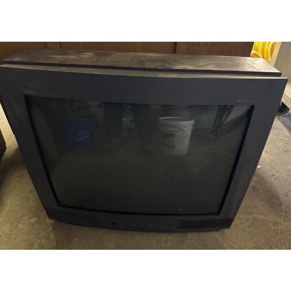 Vintage RCA Television  Model No. F27700MG