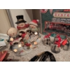 Image 5 : Christmas Decorations with Train Set and Gift Bags