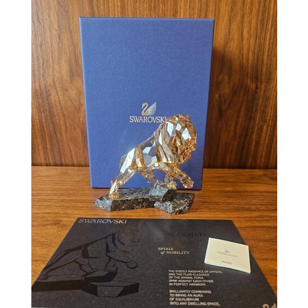 Swarovski Spirit of Nobility Crystal Lion Figurine with Original Box
