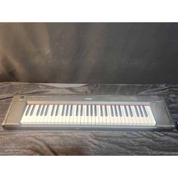  Yamaha Piaggero NP-15 portable digital piano.