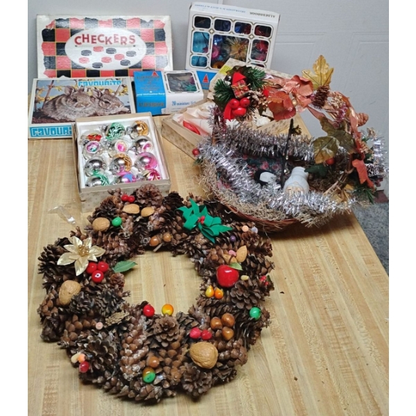 Vintage Holiday & Seasonal Collection