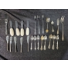 Image 2 : Collection of Older Cutlery, Spreading Knives 
