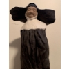 Image 3 : LLADRO Nun Figure on Base - 16.5T 