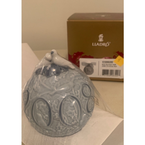 LLADRO Porcelain 2008 Holiday Ornament 4T