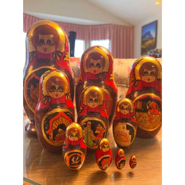 authentic red hand, paint Russian nesting dolls with gold pinstriping 10 pieces 10”