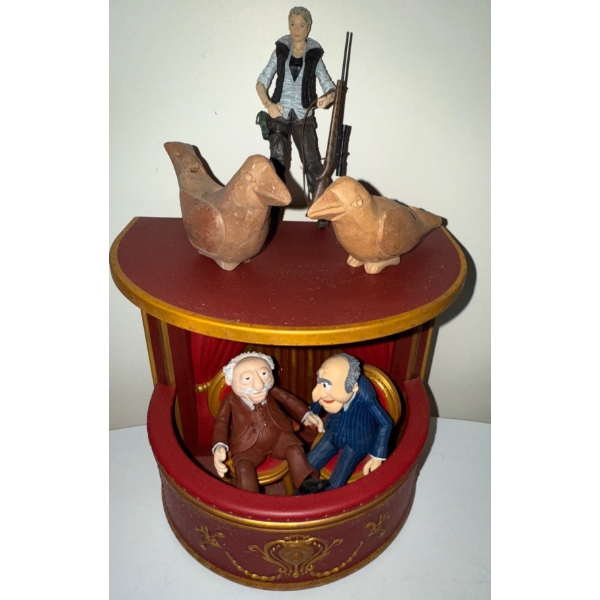 Statler & Waldorf Muppets Action Figures 5"tall ++ Water works Soaker Guns