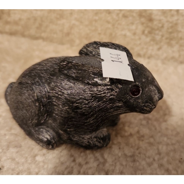 Soapstone Rabbit 3 W, 2 T 