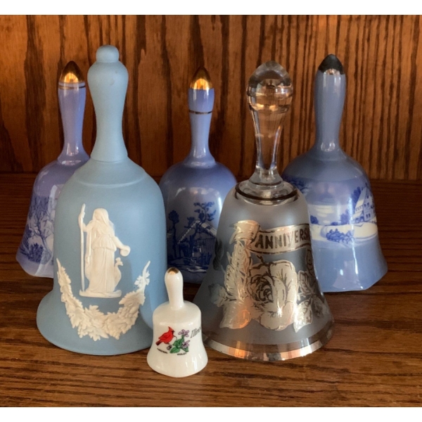 Beautiful Blue Bell Collection 5T