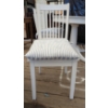 Image 3 : Round White Table with Two Chairs and Cushions