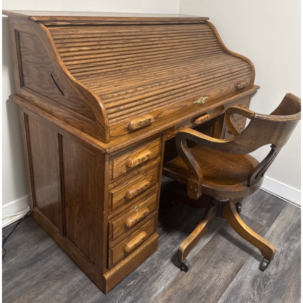 Antique Oak Roll-Top Desk W/Matching Chair  37x29x49"tall