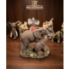 Image 4 : Elephant Figurines Made of Stone, Resin, and Ceramic
