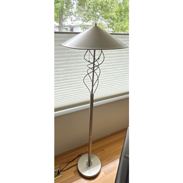 Tall Metal Lamp (60In Tall) w/ Glass Small Table (Table Only, No Plant) 