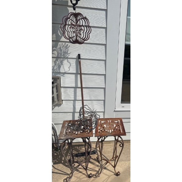 Small Metal Outdoor Tables & Metal Outdoor Decor 