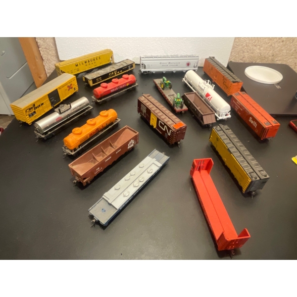 Train Car Collection - SWIFT Milwaukee Road & More