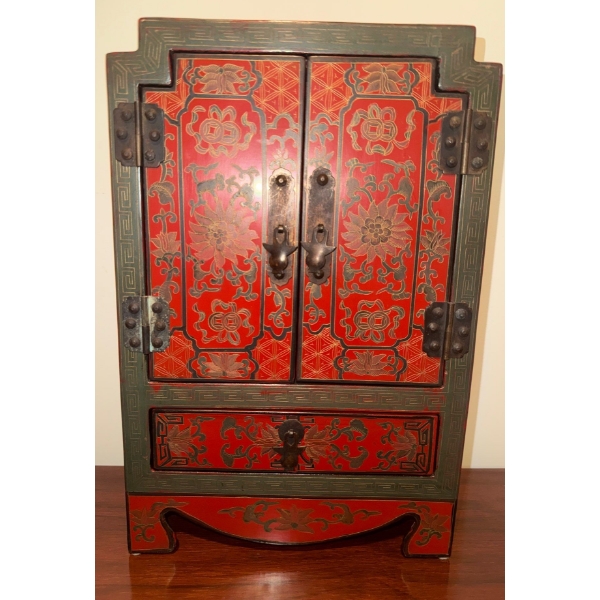 Chinoiserie Red Lacquer Jewelry Cabinet 10x7x15