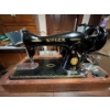 Image 1 : antique Singer sewing Machine 99k with all original carrying case and accessories in amazing conditi