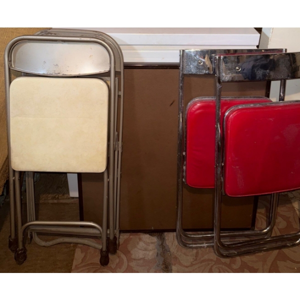 Vintage Games Table w/ 4 Chairs 31T