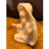 Image 1 : Golden Memories (Lladro Family of Products) Mary Figurine - 4.5T 