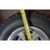Image 7 : 4 24' Tires - 2 Have Pontiac Center Caps 2 Do Not P205/75R14