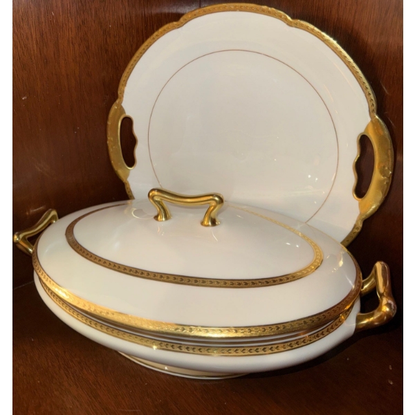 Haviland Limoges France Oval Covered Gold Trim Serving Platter & Tureen 20th Century
