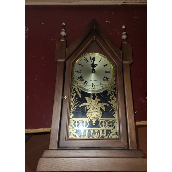 Citizen 31 Day Wall Clock in Wooden Case 20 T, 11 L, 6 W