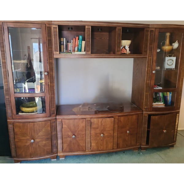 Entertainment Centre w/ Glass Doors/ Storage - Two Sides: 26 W, 19 D, 81 T Centre Low: 54 W, 21 D