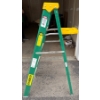 Image 3 : 5 Foot Aluminum Featherlite A Frame Ladder w/ Tool Tray