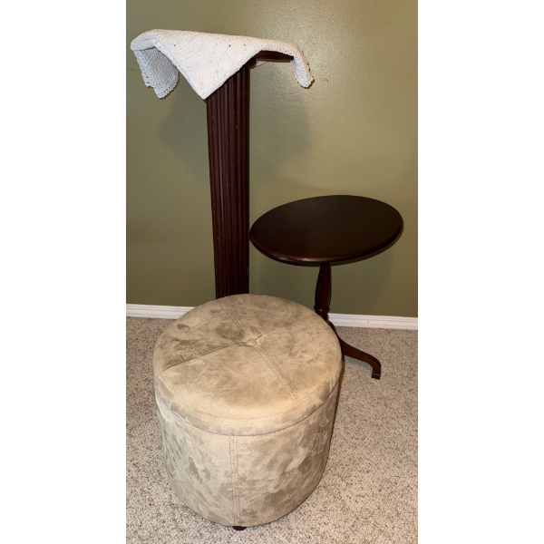 Decorative Home Furnishings - Pedestal Round End Table & Storage Foot Stool 37T