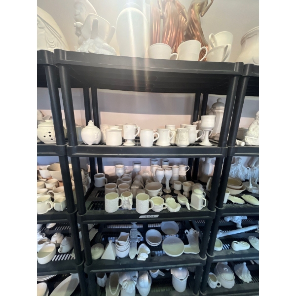  ceramic items rack statues all included 