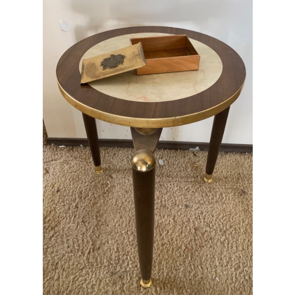 Mid Century Brass Accented Side Table 16.5x21