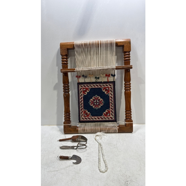 Loom and Tools 15.5W 21H