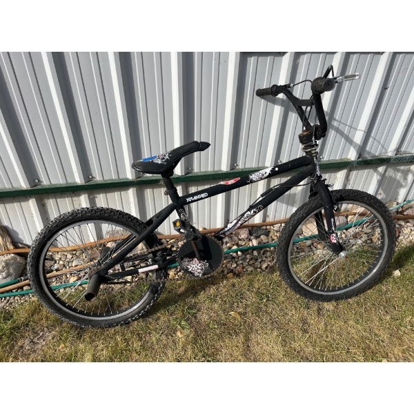 BMX KRANKED with back freestyle, pegs and front full rotational handlebars