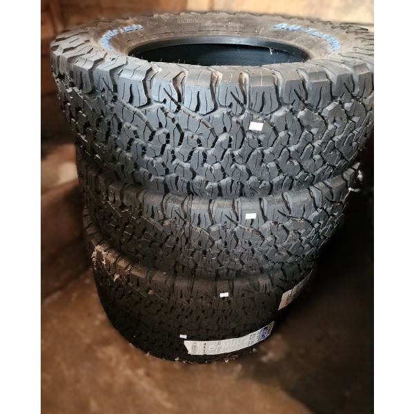 - Set of 4 BF Goodrich All-Terrain Tires LT265/70R18 124/121R