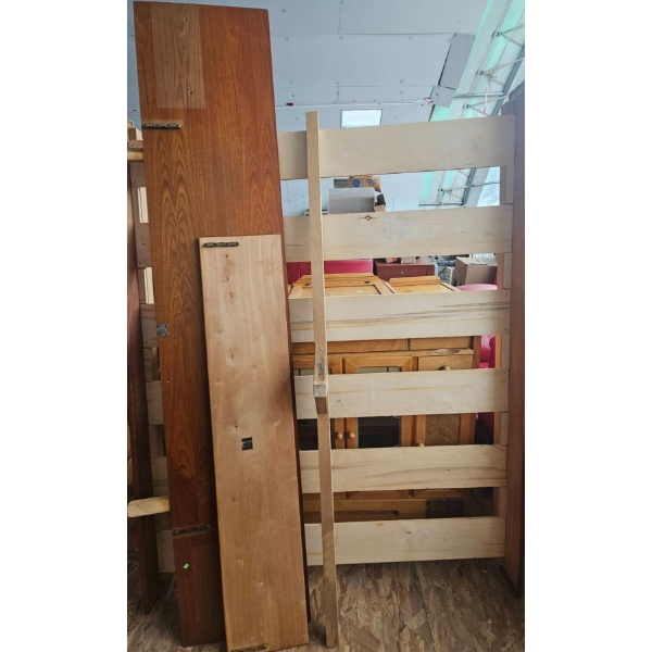 Queen Mattress With Floor Bed Frame, Headboard, Footboard, 2 Bedside Cabinets