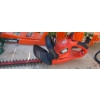 Image 4 : Black & Decker 22" Trimmer with Scotts Fertilizer Spreader Bundle
