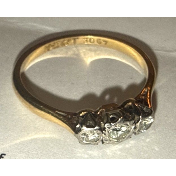 18K Yellow Gold Three Diamond Ring w/ Appraisal Paperwork 
