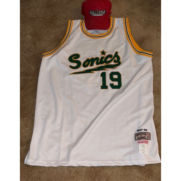 All Star Hat and Sonics 19 NBA Jersey 
