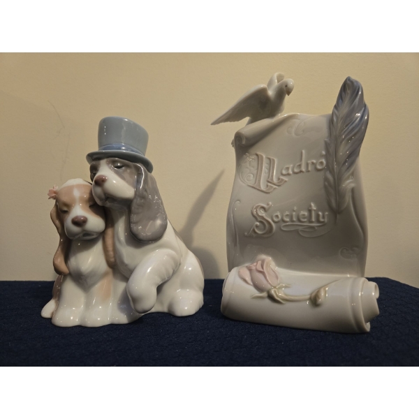 NAO By LLADRO 'Together Forever' Dog Porcelain Figure 2004 w/ Lladro Society Plaque 1998 (7T) 