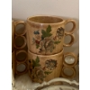 Image 10 : Kitchenware and Home Items, Featuring Mugs, Plates, and Decor
