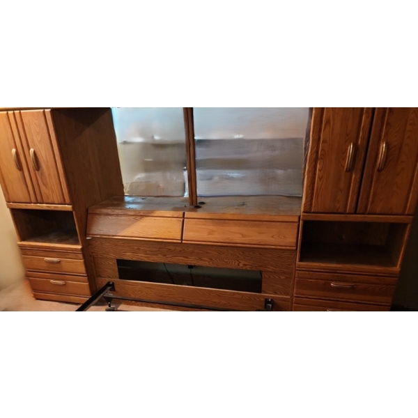 Palliser Headboard Combo 109 W, 16 D, 62 T w/ Storage, Mirror, Light, Double Frame Included 