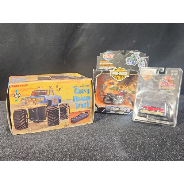 Motor Madness: RC & Diecast Cars 