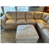 Image 2 : Beautiful Italian leather sectional  and amazing shape soft leather no scratches and barely any ware