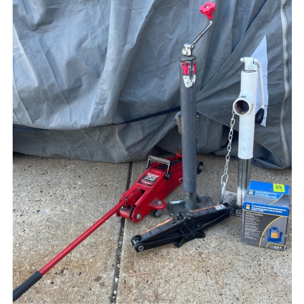 Hydraulic Jacks and Trailer Coupler Stands