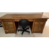 Image 2 : Solid Wood Executive Style Desk w/Built in Storage Workspace  62x31x40"tall