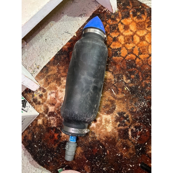 gladder for an oil field work. Flow shot oil plug 