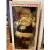 Image 3 : motion of Christmas, Santa Claus and Mrs. Claus Christmas display figures