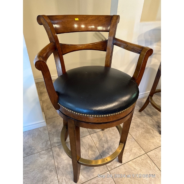 Rotating Leather Bar Stool 25Wx25Dx43T Highest Quality