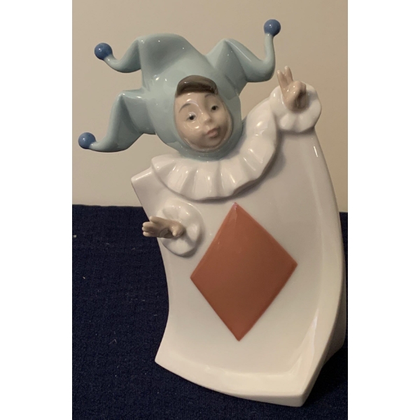 NAO By LLADRO 'Ace of Diamonds' Porcelain Figurine - 8T 