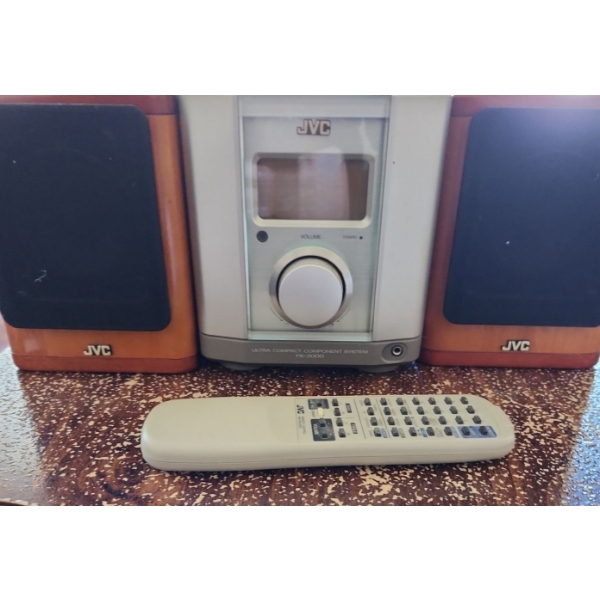 JVC Ultra Compact Component System Model FS-2000 w/ Remote