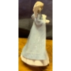 Image 2 : LLADRO Porcelain 'Angelic Navidad' 8T Tree Topper